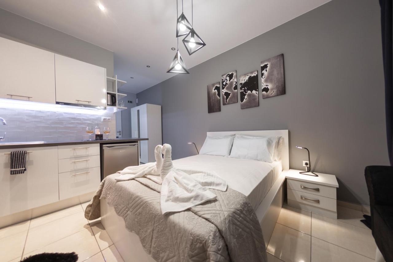 Acroview Right In The Center Apartment Атина Екстериор снимка